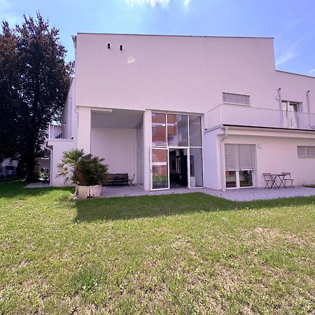 Grazora Living Apartments Bagian luar foto