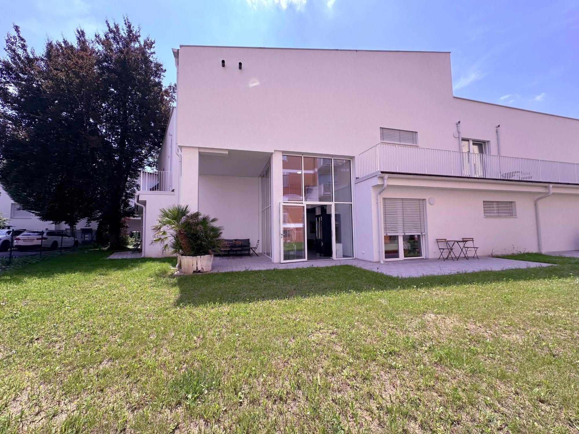 Grazora Living Apartments Bagian luar foto