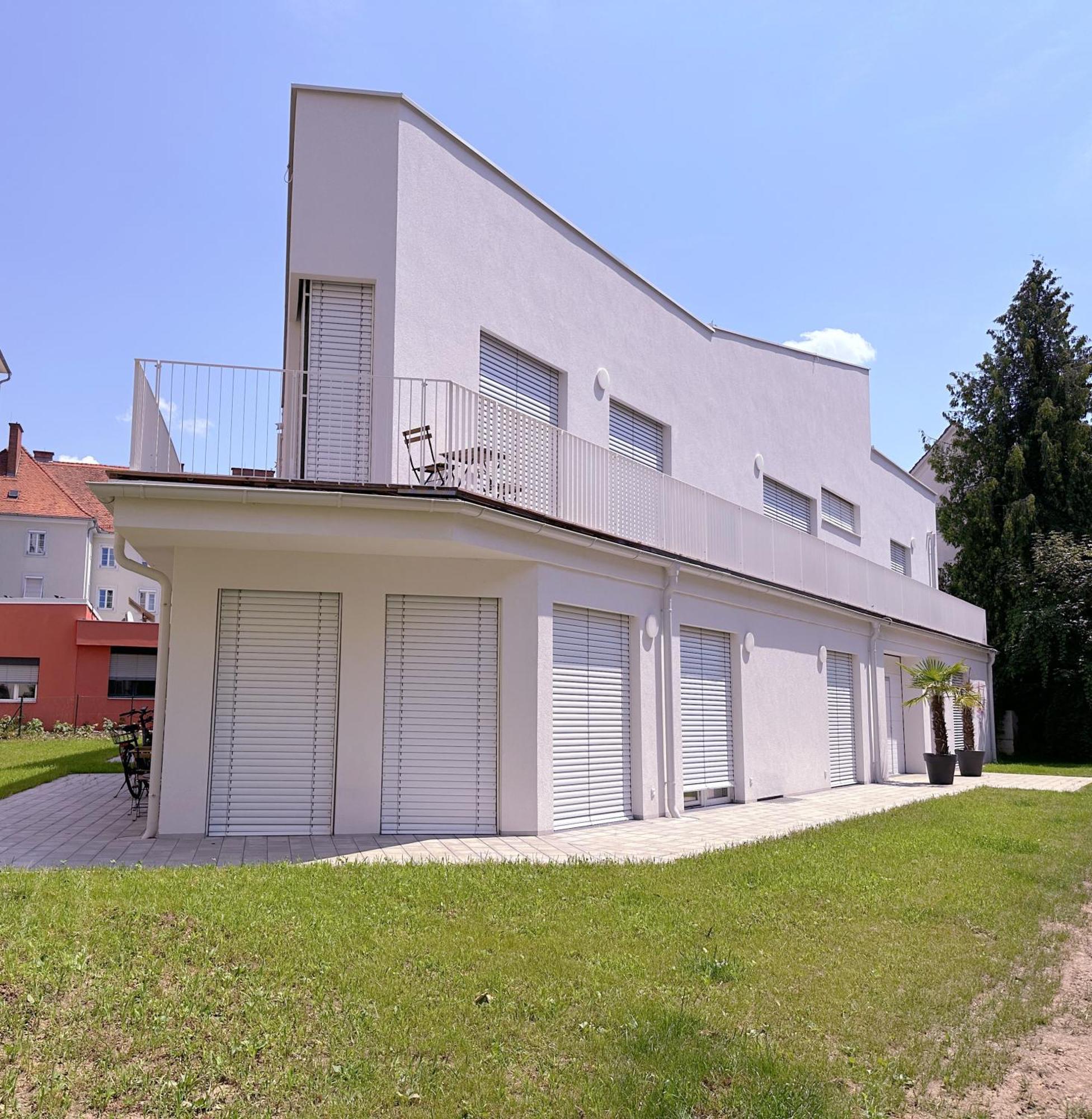 Grazora Living Apartments Bagian luar foto