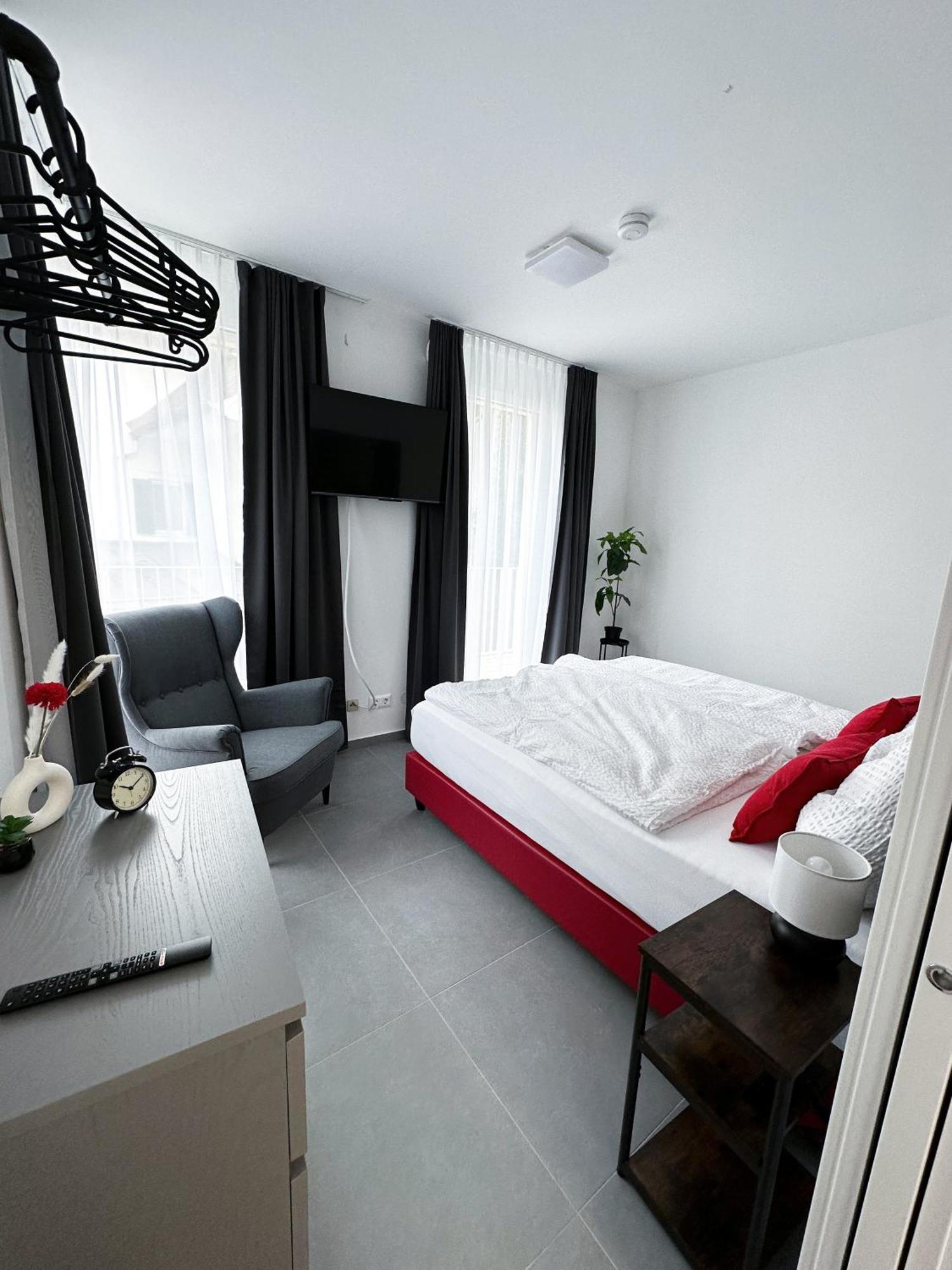 Grazora Living Apartments Bagian luar foto
