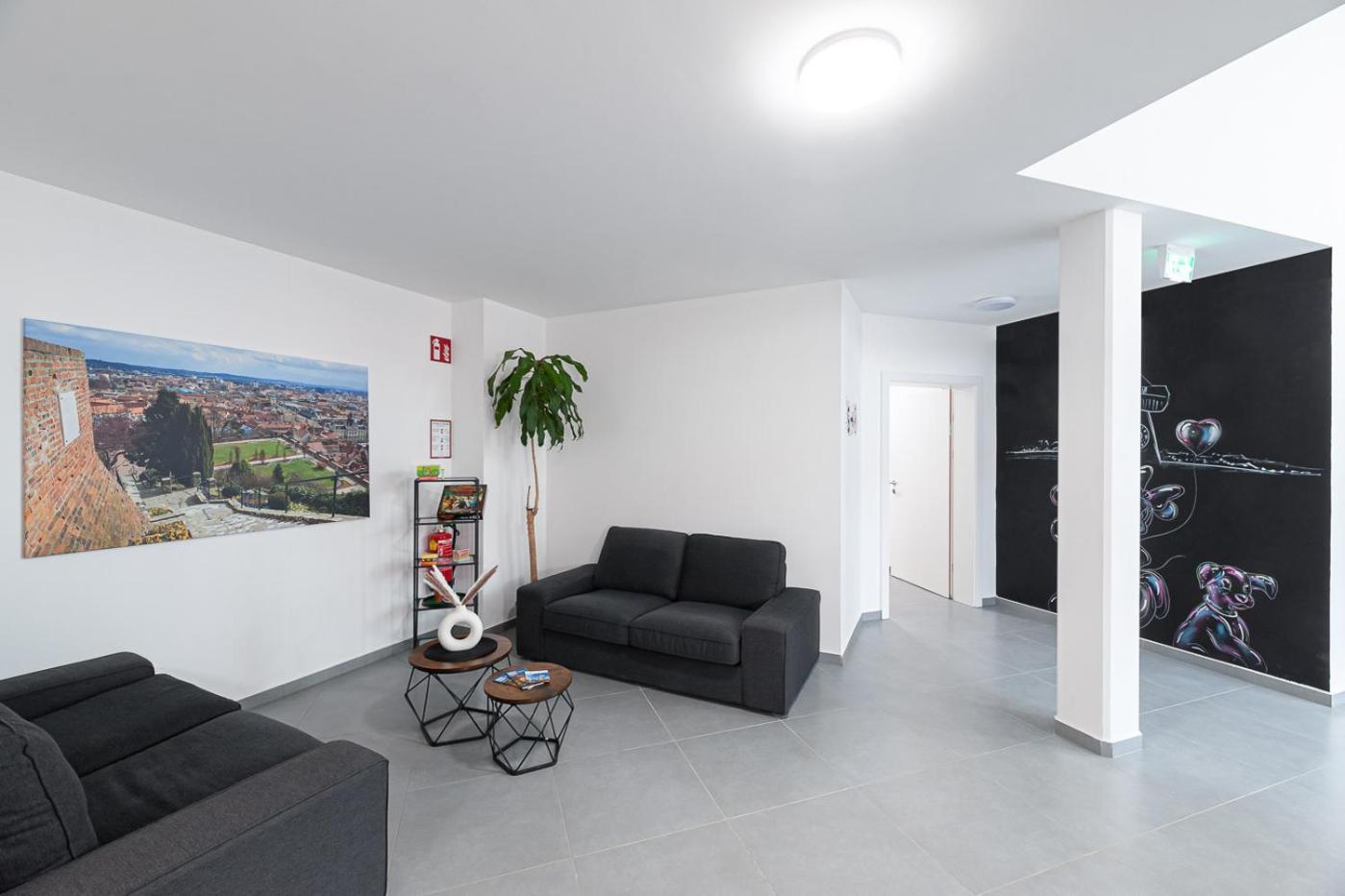 Grazora Living Apartments Bagian luar foto